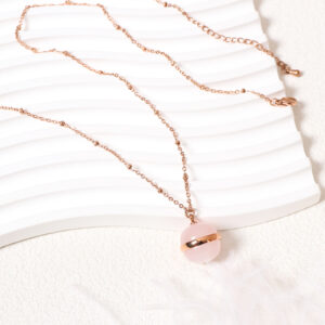 rose quartz necklace