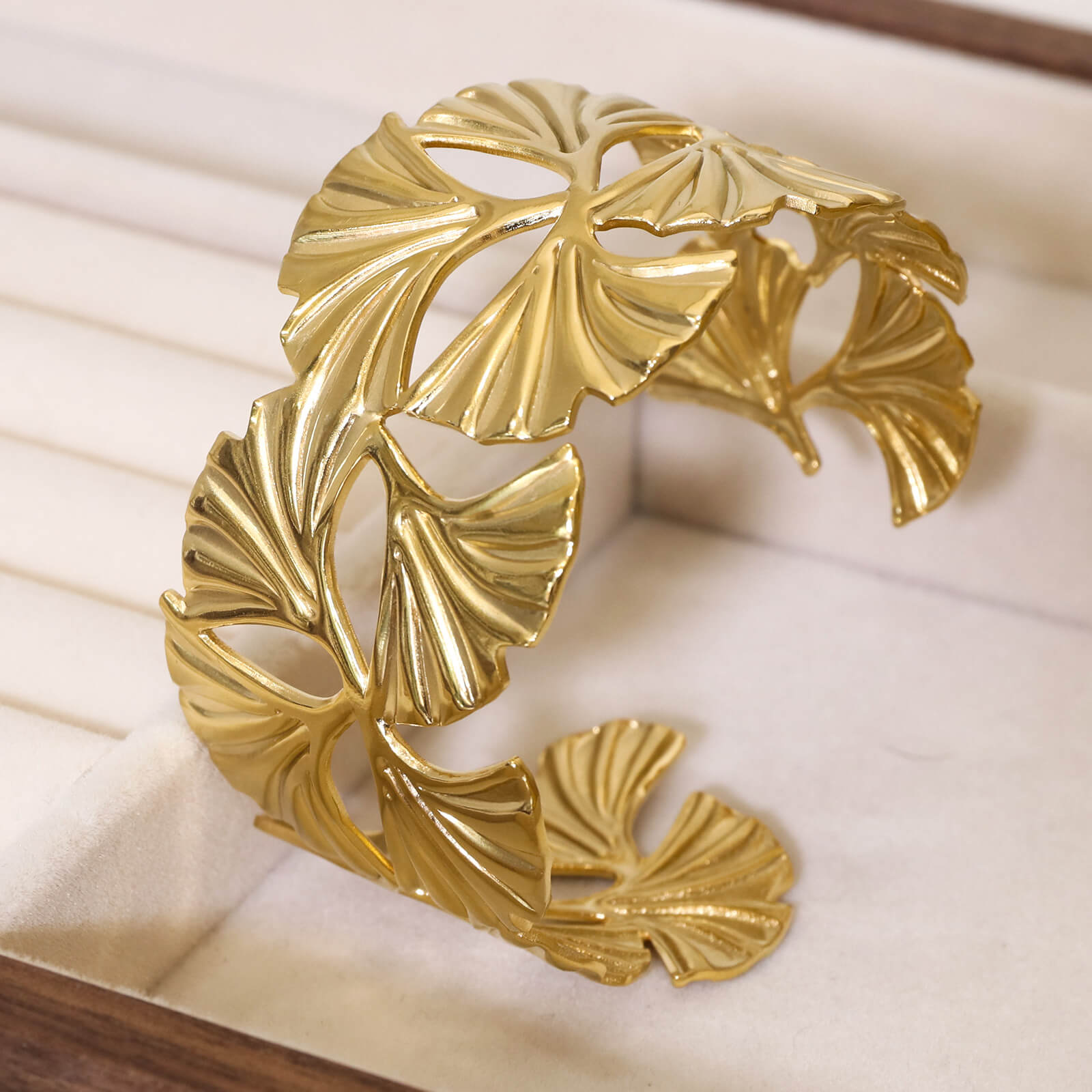 Intricately Crafted Ginkgo Leaf Gold Bangle Bracelet