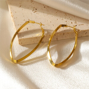 Stylish Versatile Minimalist Dainty Earrings in Geometric Shapes and Designs