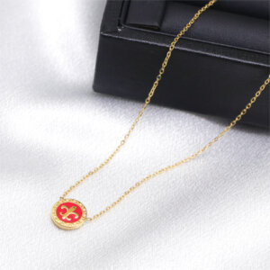 Stylish Gold Enamel Necklace for A Minimalist Chic Look