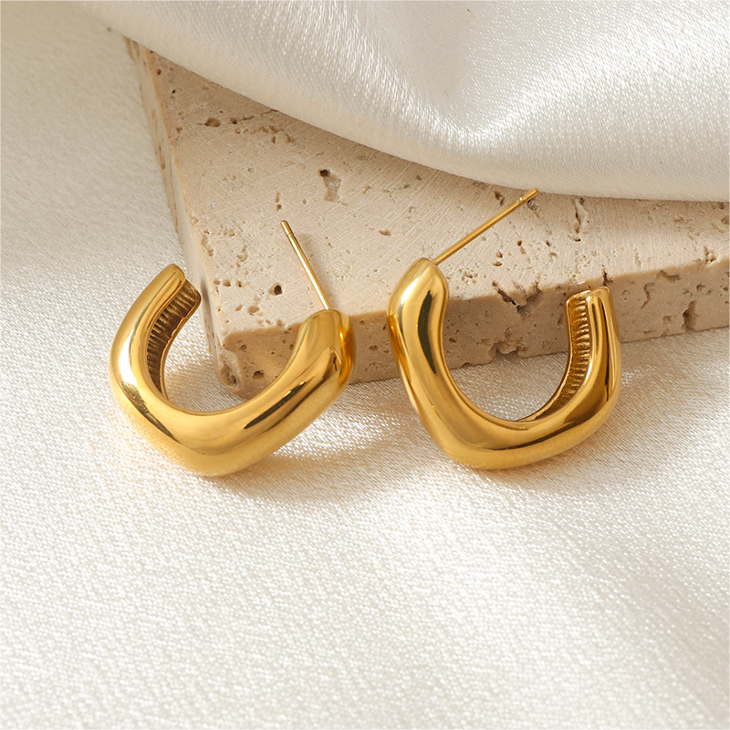 Classic and Modern Ladies Gold Hoop Earrings Collection