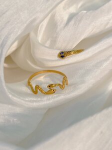 Discover Snake Themed Jewelry for Modern Fashion Trends