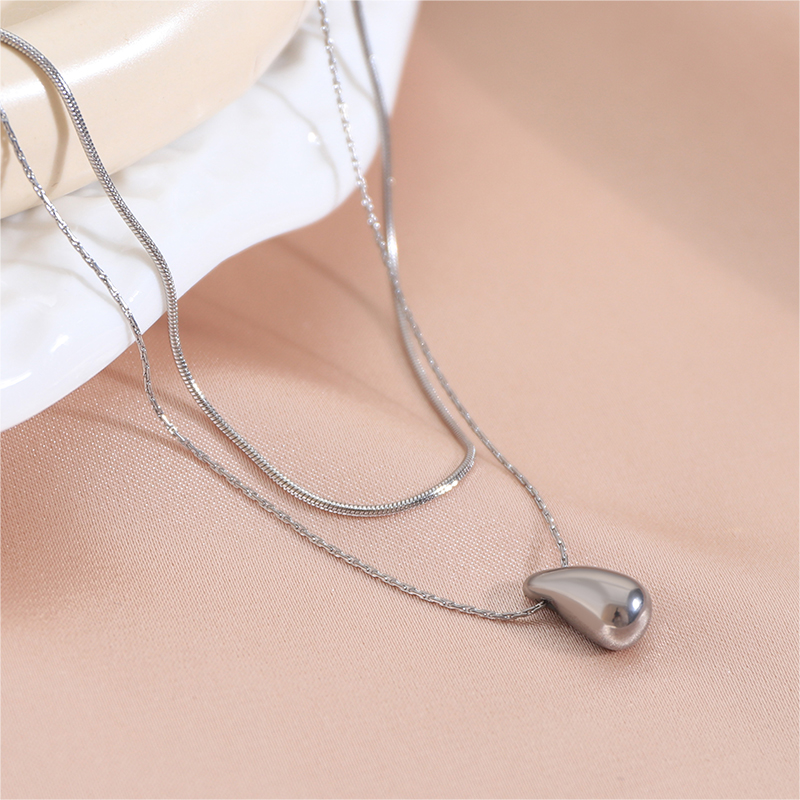 Minimalist Stainless Steel Teardrop Pendant Necklace in Gold And Steel Tones