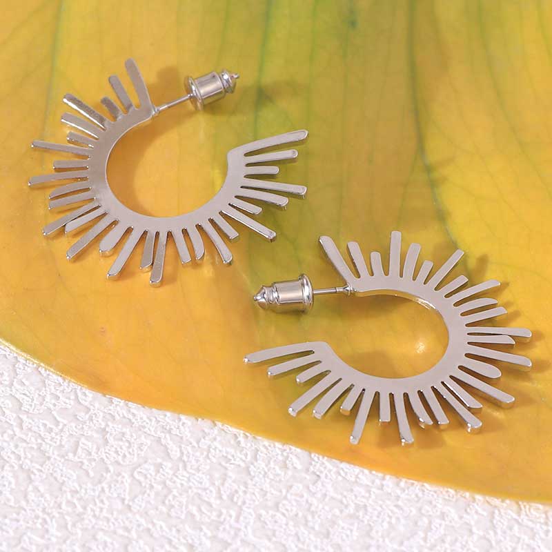 Bold Copper Sunburst Stud Earrings with Imitation Rhodium Plating