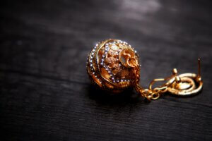 Justop Fashion Jewelry | Gold Tone Guide: Antique, Royal, and Champagne Gold in Jewelry