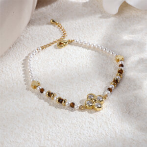 Cubic Zirconia Four Leaf Clover Bracelet with Natural Stone