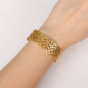 Elegant 18K Gold Plated Leaf Design Open Cuff Bracelet