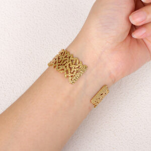 Elegant 18K Gold Plated Leaf Design Open Cuff Bracelet