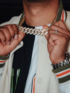 Justop Fashion Jewelry | Discover the Power and Shine of Hip Hop Jewelry Culture Worldwide