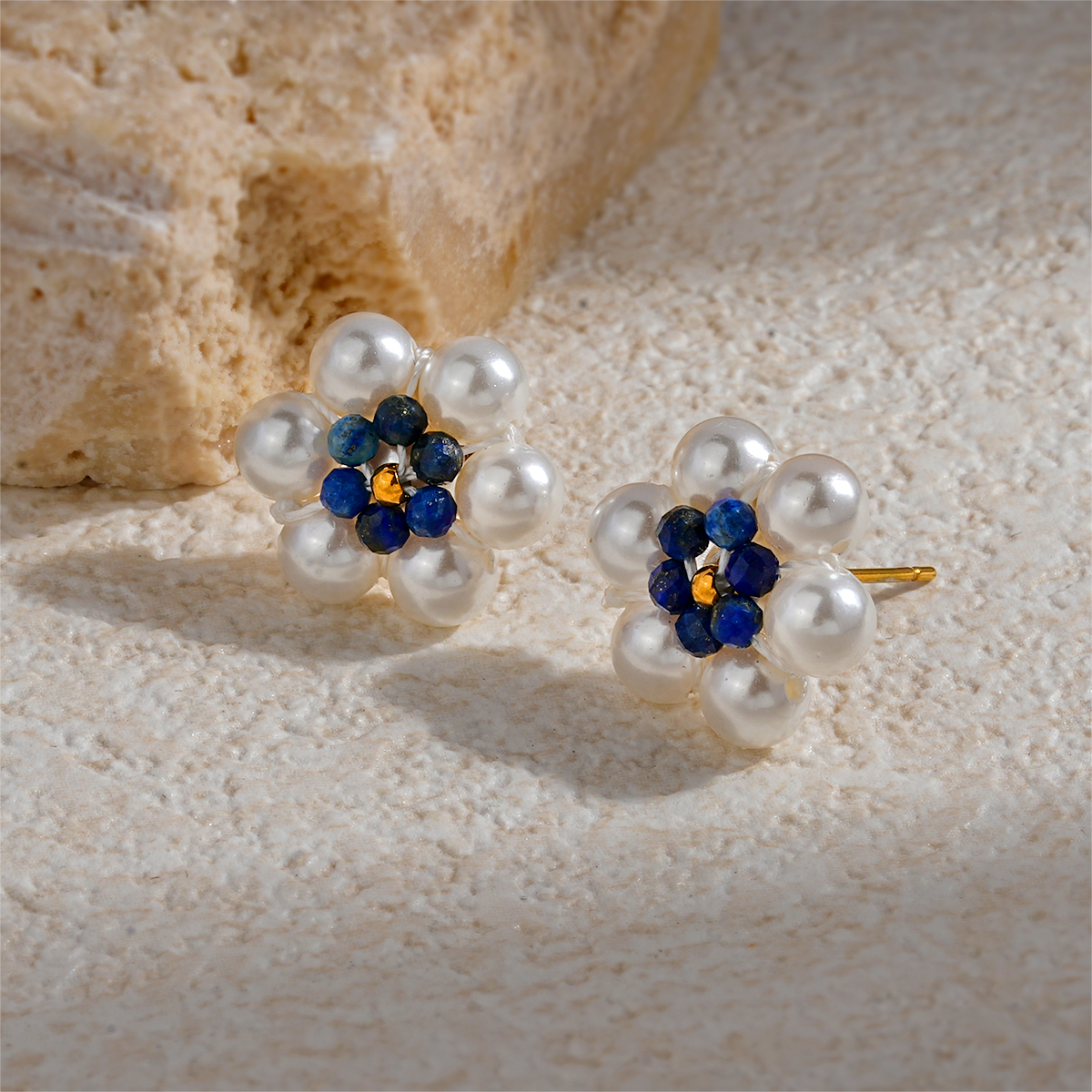 Elegant 18K Gold Plated Stainless Steel Pearl Flower Earrings