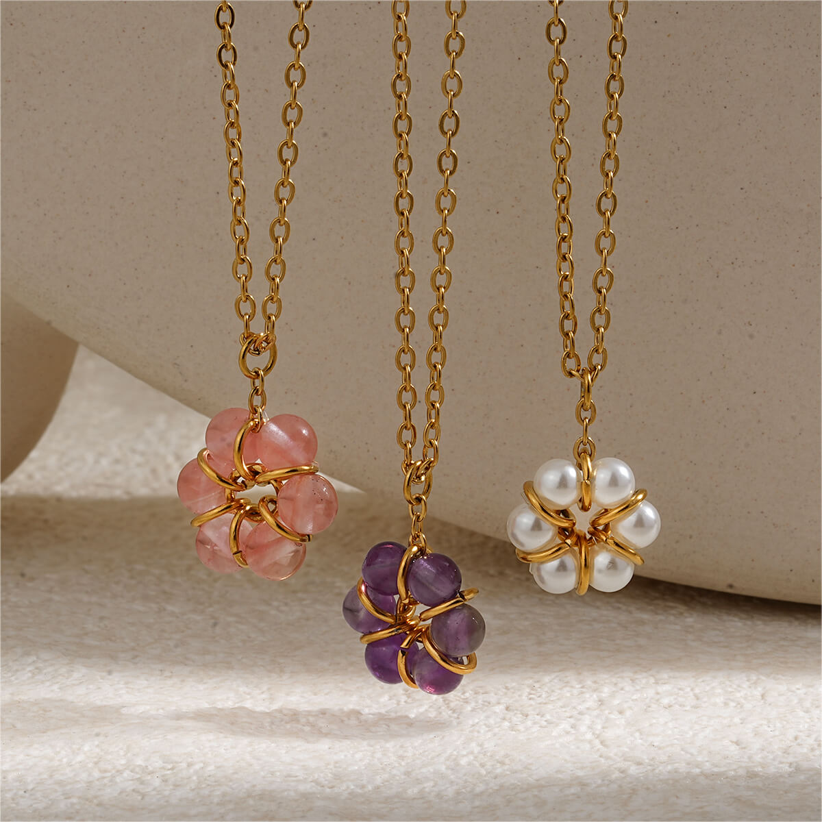 18K Gold Plated Stainless Steel Wire Wrapped Flower Pendant Necklace