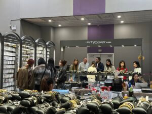 Justop Fashion Jewelry | When Is the Best Time to Buy Jewelry? A Guide for Consumers, Boutiques, and Brands