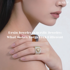 Bijoux en résine vs bijoux en acrylique : qu’est-ce qui fait la différence visuelle ?