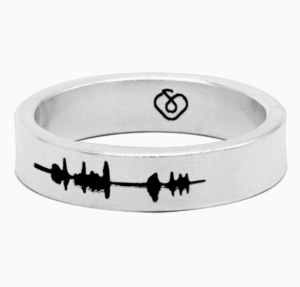 Justop Fashion Jewelry | Custom Soundwave Jewelry: Turning Voice into Wearable Memory Custom Soundwave Jewelry: Turning Voice into Wearable Memory