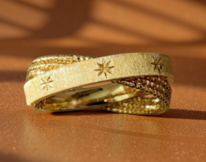 Justop Fashion Jewelry | Intertwined Rings: Une Réinterprétation d’un Design Intemporel Intertwined Rings: Une Réinterprétation d’un Design Intemporel