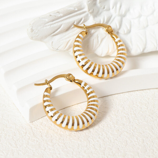 Modern Design Striped Enamel Gold Hoop Earrings In Black Or White