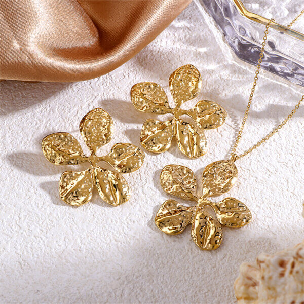 Gold Plated Floral Jewelry Set in Hammered Statement Design