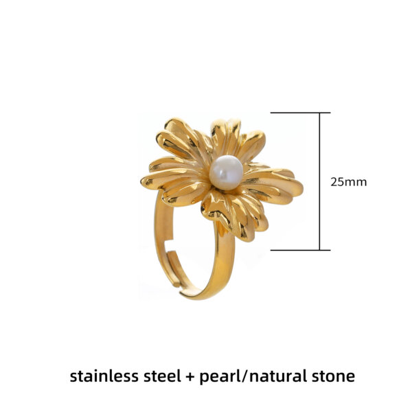 Vintage Style Gold Plated Flower Ring with Pearl and Onyx Accents