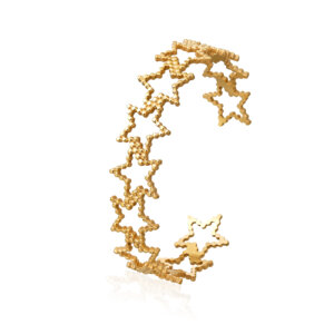 Elegant 18k Gold Star Cuff Bracelet with Hollow Celestial Design